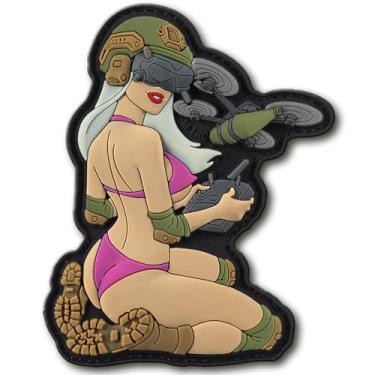 Imagem de M-Tac Morale Patch Tactical Girl - Patch militar tático de PVC com suporte de gancho - Remendos para colete, mochilas, chapéus (branco/rosa/oliva V2)
