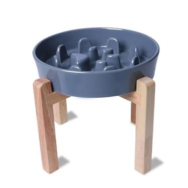 Imagem de Tigela de alimentação lenta para cães, tigela de cerâmica para ração média e grande, tigela divertida para cães com suporte de madeira para comer lentamente, cinza