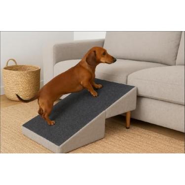 Imagem de Puff Rampa Pet 2 em 1 com Pés de Madeira e Carpete Antiderrapante – Auxilia Cães a Subirem no Sofá | Design Moderno e Funcional (Bege, Tamanho Unico)