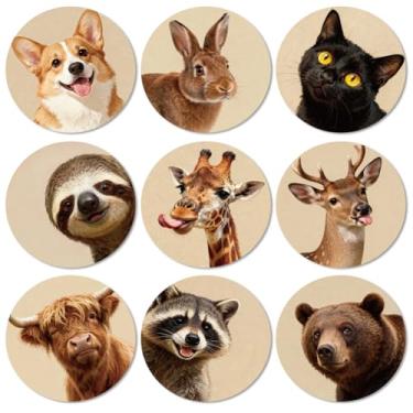 Imagem de ANATTASOUL Conjunto de 9 porta-copos de madeira coloridos de animais curiosos, presente de inauguração de casa redonda para casa nova, proteção de mesa de centro decorativa de 9,9 cm para decoração de