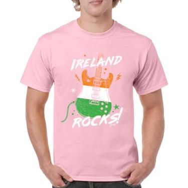 Imagem de Camiseta masculina Ireland Rocks Guitar Flag St Patrick's Day Shamrock Groove Vibe Pub Celtic Rock and Roll Clove, Rosa claro, 3G