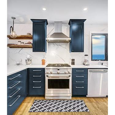 Imagem de Nautica – Tapete tufado | Design de corrente Baiize | Decoração moderna para casa | Antiderrapante| Lavável na máquina | Tapete para entrada e corredor | Mede 66 x 152 cm | Cinza claro e branco