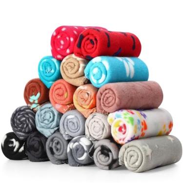 Imagem de Eccliy 20 mantas para cães de lã macia para animais de estimação, tapetes quentes de feltro, tapetes de dormir para cães, gatos, 20 estilos (99 x 89 cm, misto)