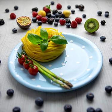 Imagem de Prato de jantar plano feito à mão azul celeste e branco com bolinhas esmaltadas de 25,5 cm | Louça exclusiva de cerâmica, presente de inauguração de casa por City to Cottage