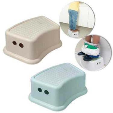 Imagem de Escada Degrau De Plastico Antiderrapante Colors 37X23,5X13,5 - Fu Xing