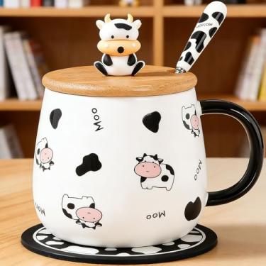 Imagem de Arawat Caneca fofa de café de vaca com tampa e colher presentes de material de impressão de vaca 400 ml xícara de café de cerâmica canecas de vaca kawaii canecas engraçadas 3D animal vaca caneca para mulheres meninas amantes de vaca