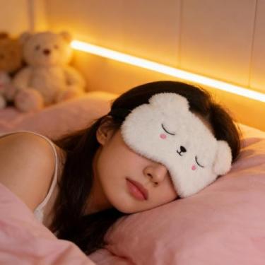 Imagem de 1 peça linda máscara de dormir 3D para filhotes, máscara blackout divertida para olhos, adequada para viagens e sonecas (branca)