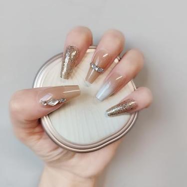 Imagem de Pregos de pressão em caixão médio, ombré, nude, branco, cola falsa, unhas com design de strass 3D, glitter, cobertura total, bastão falso artificial em unha de acrílico para mulheres, uso diário, 24
