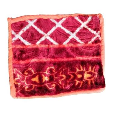 Imagem de Cobertor de inverno Kambal de lã para Laddu Gopal e All God Idol (cor aleatória) Tamanho (30 x 30 cm) (tamanho 0 a 5 não. Thakur ji)