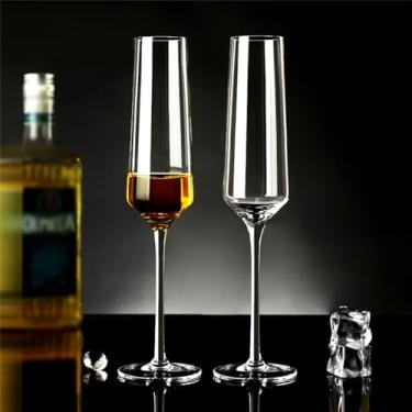 Imagem de ACHEER Conjunto de 4 taças de taças de champanhe de cristal - taças de champanhe elegantes 227 g, sopradas à mão - taças de champanhe modernas - caixa de presente - para mulheres, homens, casamento,