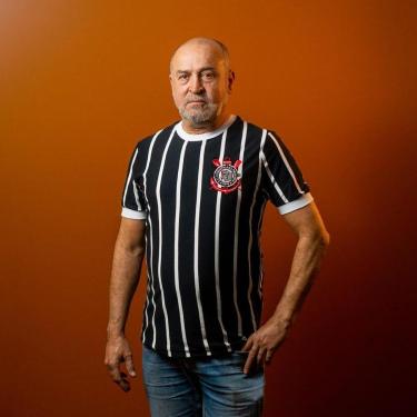 Imagem de Camiseta Corinthians Coimbra Democracia Retrô Listrada-Masculino