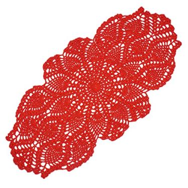 Imagem de Qxzvzem Uma peça de toalha oval de crochê de 58 x 30 cm para cômoda e mesas de canto artesanato descartáveis pequenos lenços de dia dos namorados jogos americanos de renda porta-copos toalha de mesa de algodão vermelha