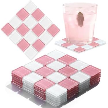 Imagem de Queekay Conjunto de 6 porta-copos xadrez rosa e branco para bebidas de vidro quadrado de 10 cm, tapete de mesa xadrez para mesa de café, bar, decoração de casa, ideia de prato decorativo de Natal