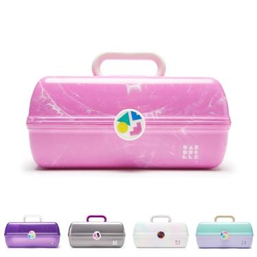 Imagem de Caboodles Caixa de maquiagem para meninas, mármore de chiclete, caixa organizadora de maquiagem de plástico rígido, espelho embutido, trava segura para viagens seguras, armazenamento espaçoso para