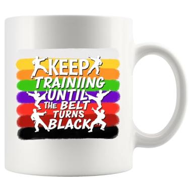 Imagem de Panvola Keep Training Until The Belt Turns Black Funny Jiu Jitsu Gifts Jiujitsu Coach Player Funny Sarcastic Novelty Drinkware Ceramic Mug 325 ml Branco