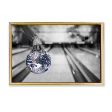 Imagem de Stupell Industries Design de arte de parede em tela flutuante dourada com bola de boliche cósmica por Sophie 6, 21 x 31