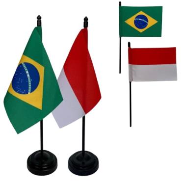 Imagem de Kit Bandeiras de Mesa Brasil e Indonésia, Base e Haste em Plástico Preto, Tecido Oxford, Uma Face