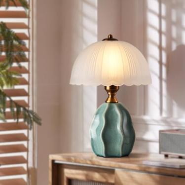 Imagem de Abajur de mesa vintage, luminária chinoiserie de cerâmica verde 36 cm fosco branco ondulado abajur retrô luz de mesa tradicional para cabeceira cabeceira sala de estar