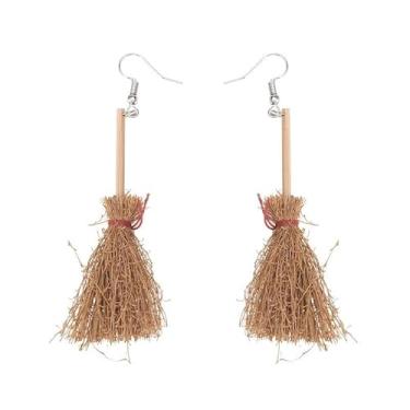 Imagem de Brincos criativos de vassoura de bruxa em miniatura fofos feitos à mão brincos engraçados para festas de fim de ano, Zinco, Sem pedra preciosa