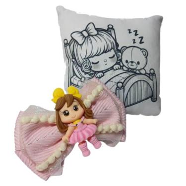 Imagem de Kit Criativo Infantil com Almofada para Colorir 11x11 cm, Lavável, com Laço Descolado para compor os looks mais incríveis