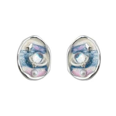 Imagem de Brincos femininos de galáxia celestial – Joia temática espacial prateada com pedra da lua e pérola, brincos de declaração cósmica azul pastel/rosa para uso diário e presentes celestiais
