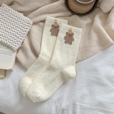 Imagem de Meias femininas felpudas de lã coral com design até a panturrilha, ultramacias e amigáveis à pele, solas antiderrapantes, Marrom, One Size