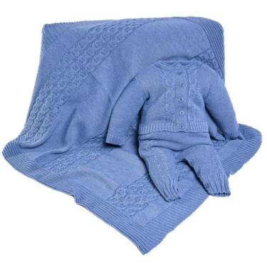 Imagem de Kit Saída Maternidade 3 Peças com Jardineira, Casaco e Manta Tricot Unissex Off White, 100% Poliéster Hipoalergênico, Manta 75x75cm, Recém-nascido (Azul Jeans, RN)