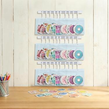 Imagem de MICOM Pacote com 3 prateleiras para exibição de gancho deslizante, 30 bolsos de PVC, fita organizadora de adesivos para crachás, colecionáveis (branco)