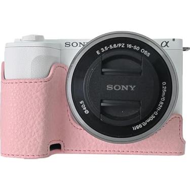 Imagem de BMAOLLONGB Capa para ZV-E10 II, capa feita à mão de couro lichia PU meia câmera, versão com abertura inferior para Sony Alpha ZV-E10 II com alça de pescoço (rosa)