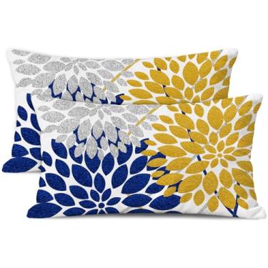 Imagem de Conjunto de 2 fronhas decorativas de 30,5 x 50,8 cm, branco, linho, amarelo, azul marinho, prata, cinza, fazenda, interior, exterior, moderno, floral, dália, flores, capa de almofada para sofá