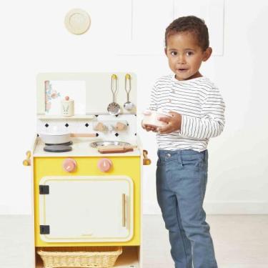 Imagem de Fogão Infantil Madeira Janod Brinquedo Educativo Completo com 10 Acess