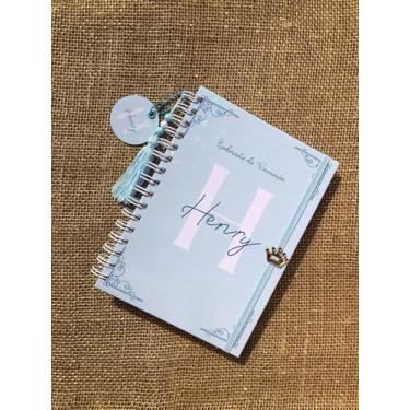 Imagem de Caderneta de Saúde Infantil Personalizada, Tema Clean Azul (m2), Capa Holográfica, A5, com Chaveiro e Pingente