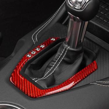 Imagem de BETTERHUMZ Compatível com Ford Mustang 2024 2025 Fibra de Carbono Console Central Painel de Exibição de Mudança de Engrenagem Adesivo Moldura Acessórios Interior do Carro (Vermelho)