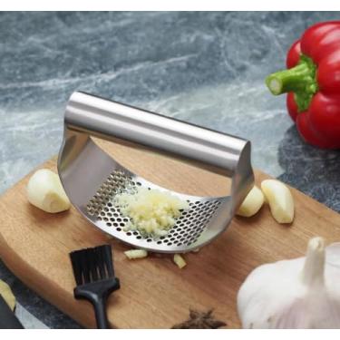 Imagem de Espremedor de alho de aço inoxidável, design basculante e triturador fácil, 1 peça de utensílio de cozinha seguro para lava-louças