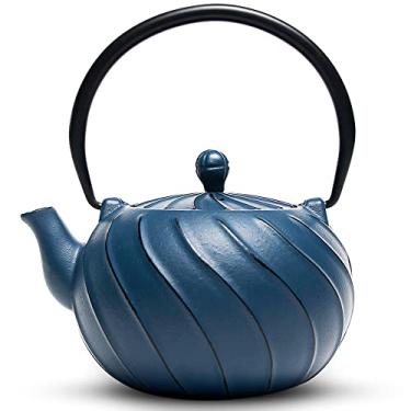 Imagem de Chaleira de chá, Bule de ferro fundido japonês TOPTIER com infusor de aço inoxidável, Chaleira de chá de ferro fundido para fogão, Bule de design ondulado revestido com interior esmaltado para 900 ml), azul marinho