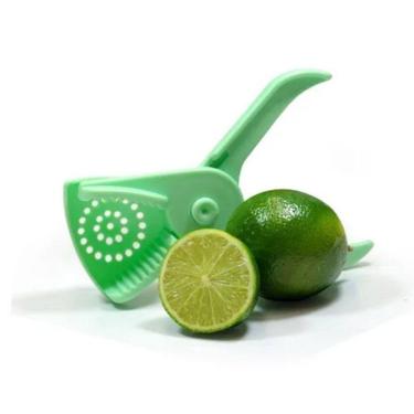Imagem de Espremedor De Limao De Plastico Verde Decor Util