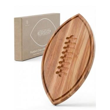 Imagem de Novo – Tábua de corte em forma de futebol – Bandeja de charcutaria de madeira de acácia – Bandeja de madeira para servir futebol americano para festas do Super Bowl, hospedagem de porta traseira e