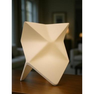 Imagem de Luminária de Mesa Geométrica Minimalista com Design Moderno, Luz Amarela, Abajur Decorativo (Branco)