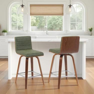 Imagem de Banqueta de barra giratória moderna Vienna com assento estofado verde vintage e moldura de madeira com acabamento de nogueira conjunto de 2