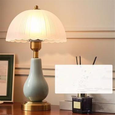 Imagem de Quarto Contemporâneo Lâmpada De Mesa De Cerâmica LED Criatividade Americana Sala De Estar Quarto Infantil Estudo Villa Hotel Cabeceira Mesa Luz (Estilo 26)