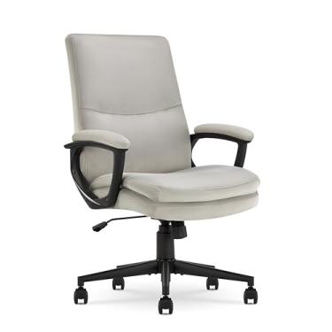 Imagem de Click 365 Cadeira executiva clássica confortável, cadeira de mesa ergonômica no meio das costas, almofada de assento de espuma de camada dupla, base de metal giratória, estofamento de tecido macio ao