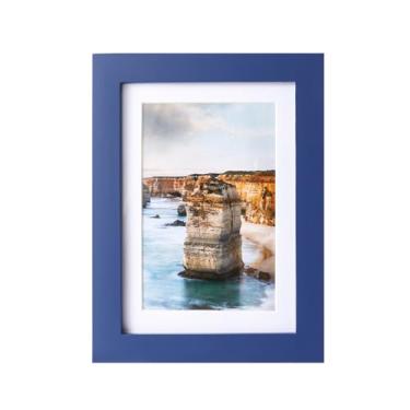 Imagem de wyooxoo Porta-retrato 12 x 18 cm feito de madeira maciça, exibindo imagens 10 x 15 cm com tapete ou 12 x 18 cm sem tapete para exibição de mesa ou parede, azul escuro, 1 pacote