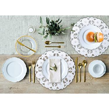 Imagem de Conjunto de 2 carregadores de madeira branca para pratos de jantar, design decorativo de flores, 33 cm, redondo de madeira para decoração de mesa de jantar/reunião de família/Natal/festa de ano