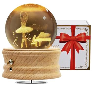 Imagem de Figermoon Caixa de música com bola de cristal 3D, caixa musical rotativa com projetor de luz noturna e base de madeira para crianças, amigos, família (bailarina)