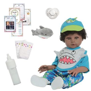Imagem de Bebê Reborn Masculino Cabelo Enrolado 46cm Roupa Tubarão - Cegonha Reb