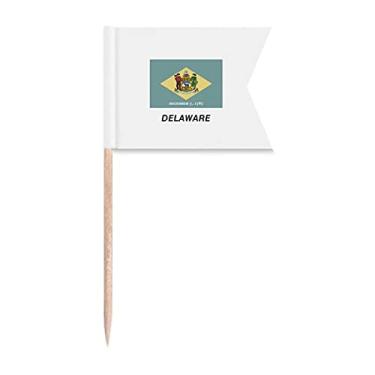 Imagem de Bandeiras de palito de dente com contorno da bandeira do estado americano para marcação de rotulagem para bolo de festa prato de queijo