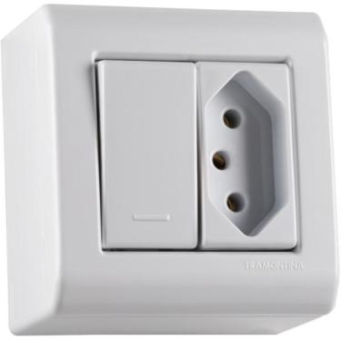 Imagem de Caixa de Sobrepor com 1 Interruptor Simples 10 A 250 V e 1 Tomada 2P+T 20 A 250 V Tramontina LizFlex Branca