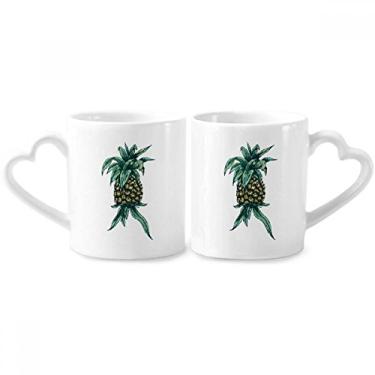 Imagem de Conjunto de canecas de porcelana para casal verde de abacaxi com alça de coração