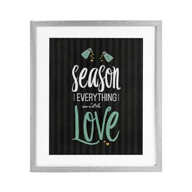 Imagem de Stupell Industries Impressão emoldurada Season With Love preto e verde cinza sob vidro, design por Lettered and Lined, 16 x 13