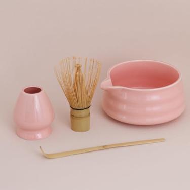 Imagem de Kit Matcha rosa - Conjunto de tigela e batedor matcha de cerâmica brilhante de grande capacidade, fácil de bater e limpar